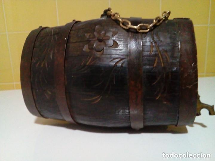 Otras botellas y bebidas antiguas de colecci&oacute;n: BONITO TONEL DECORATIVO CON GRIFO DE BRONCE