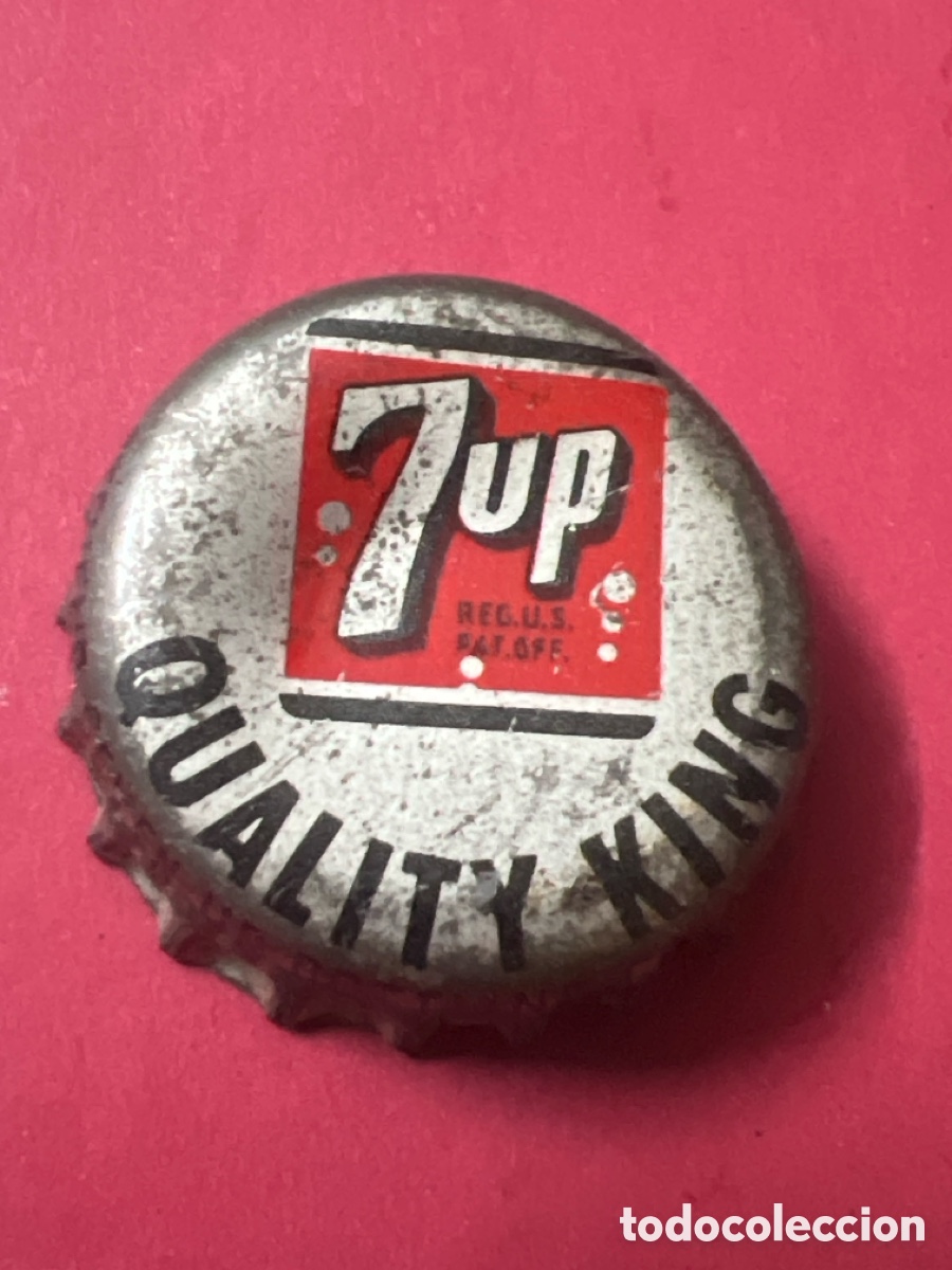 Otras botellas y bebidas antiguas de colecci&oacute;n: T4/X124/B6. CHAPA - Soda/Refresco - Estados Unidos - 7up Reg. U.S. Pat. Off. Quality King