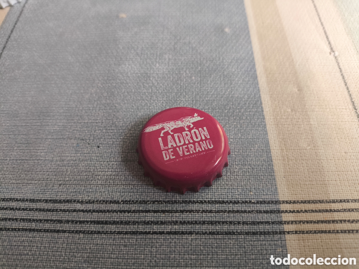 Otras botellas y bebidas antiguas de colecci&oacute;n: Chapa Tinto de Verano Ladr&oacute;n (CP)