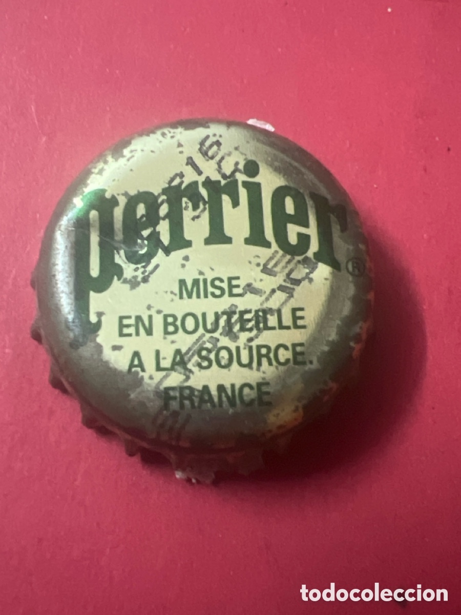 Otras botellas y bebidas antiguas de colecci&oacute;n: T4/X133/K2. CHAPA AGUA - PERRIER