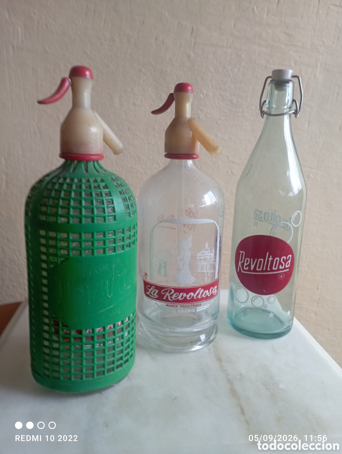 Otras botellas y bebidas antiguas de colecci&oacute;n: Lote 3 Botellas Vintage La Revoltosa - Sifones y Gaseosa (Madrid)