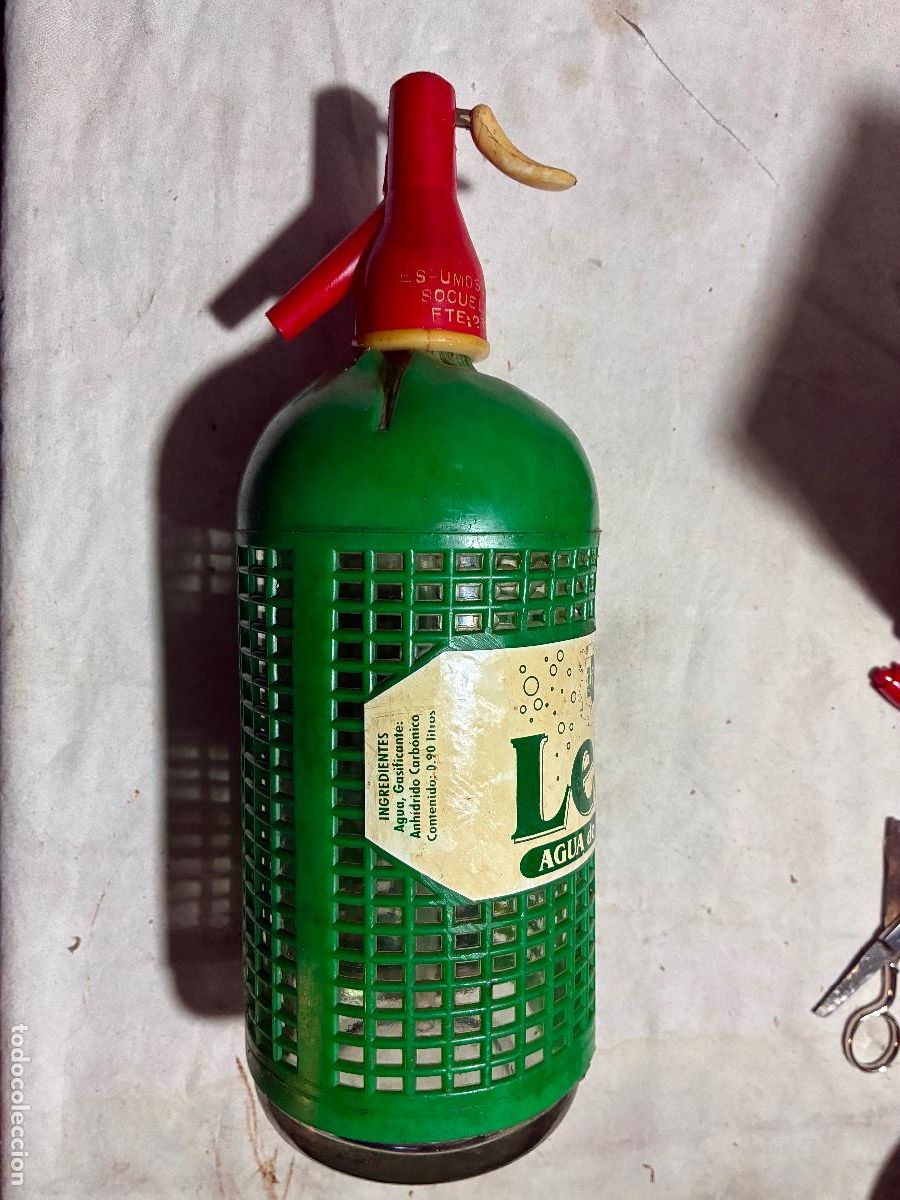 Otras botellas y bebidas antiguas de colecci&oacute;n: Sifon botella espumosos agua de seltz Leal Socu&eacute;llamos Ciudad Real ver fotos