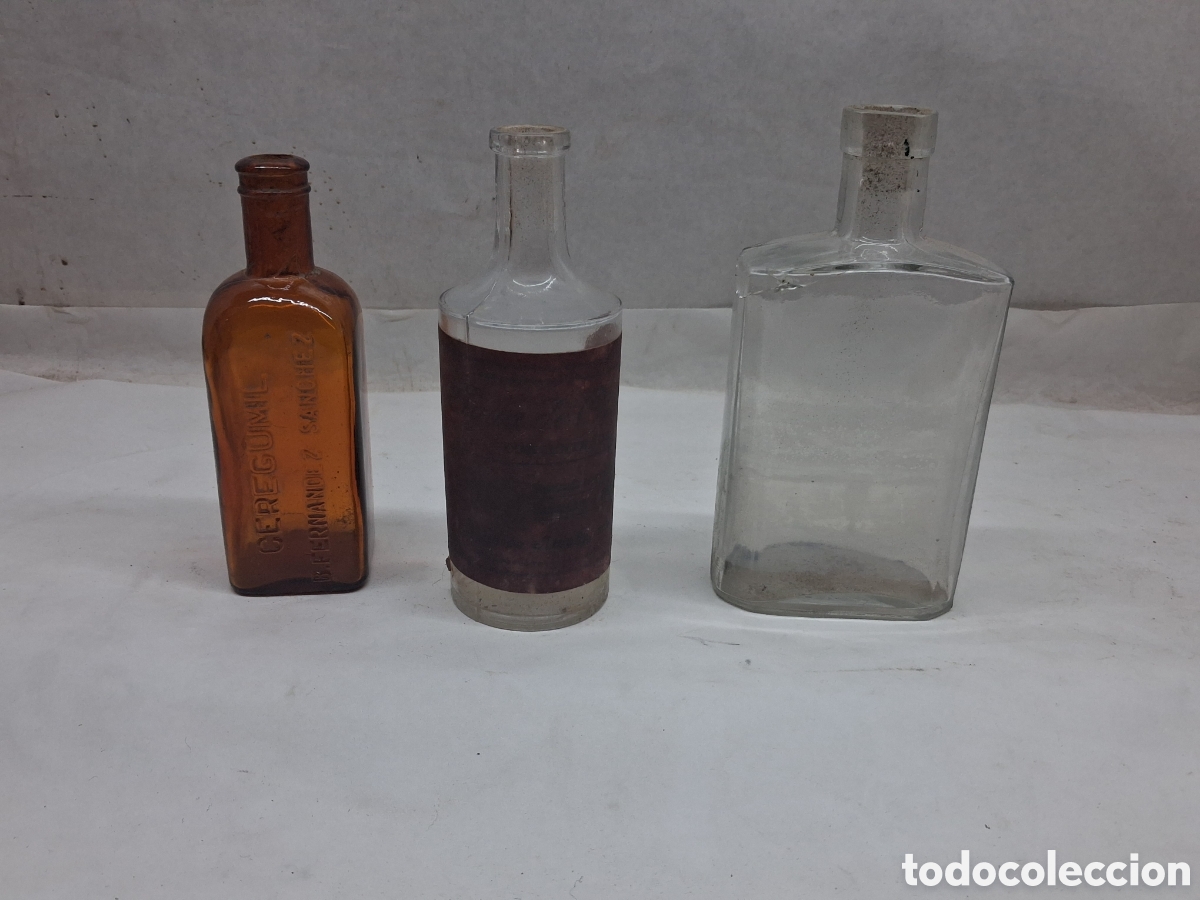 Otras botellas y bebidas antiguas de colecci&oacute;n: Lote 3 botellas antiguas
