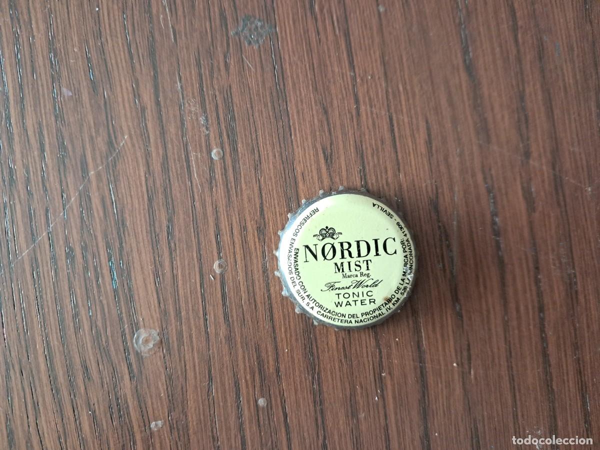 Otras botellas y bebidas antiguas de colecci&oacute;n: chapa tap&oacute;n corona de t&oacute;nica nordic mist, envasada en La Rinconada, Sevilla.