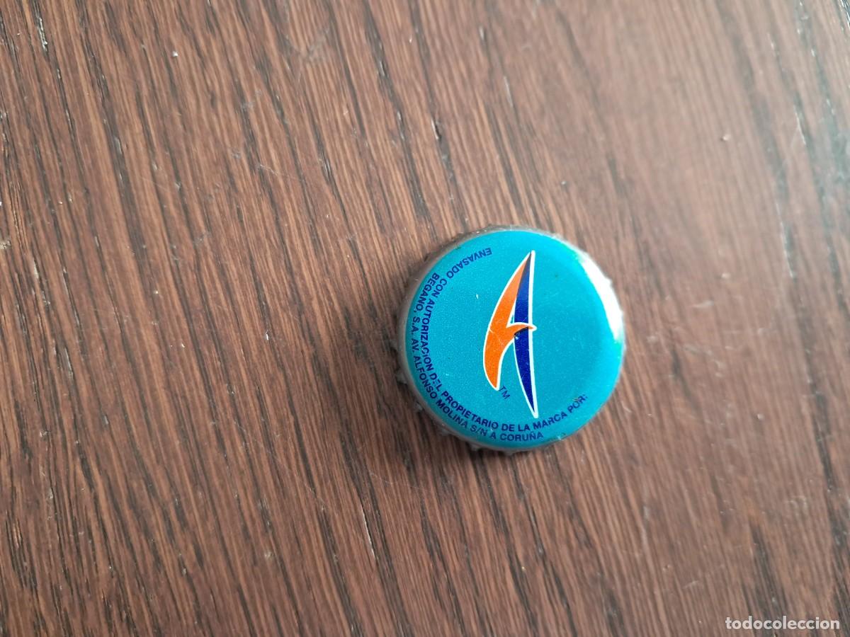 Otras botellas y bebidas antiguas de colecci&oacute;n: chapa tap&oacute;n corona de aquarius naranja, envasada Begano, A Coru&ntilde;a.