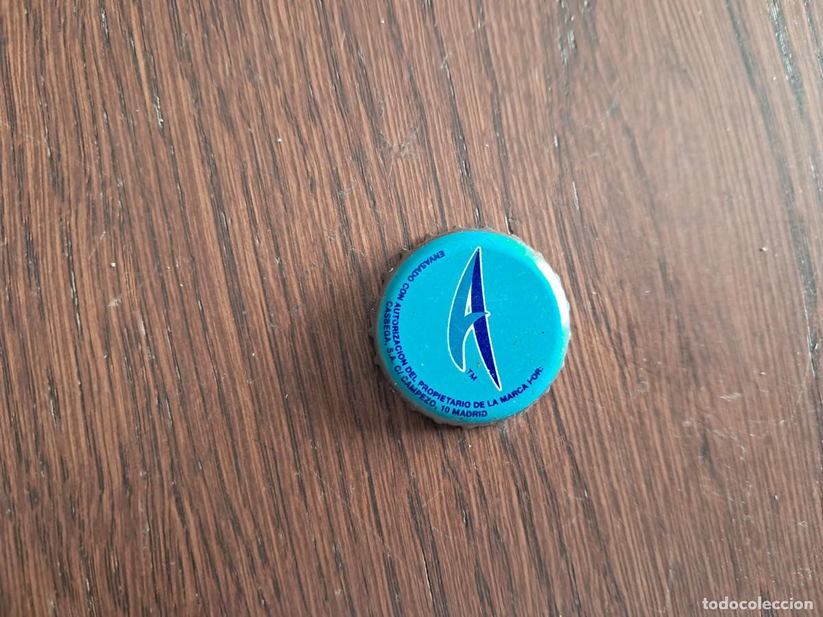 Otras botellas y bebidas antiguas de colecci&oacute;n: chapa tap&oacute;n corona de aquarius lim&oacute;n, envasada Casbega, Madrid.