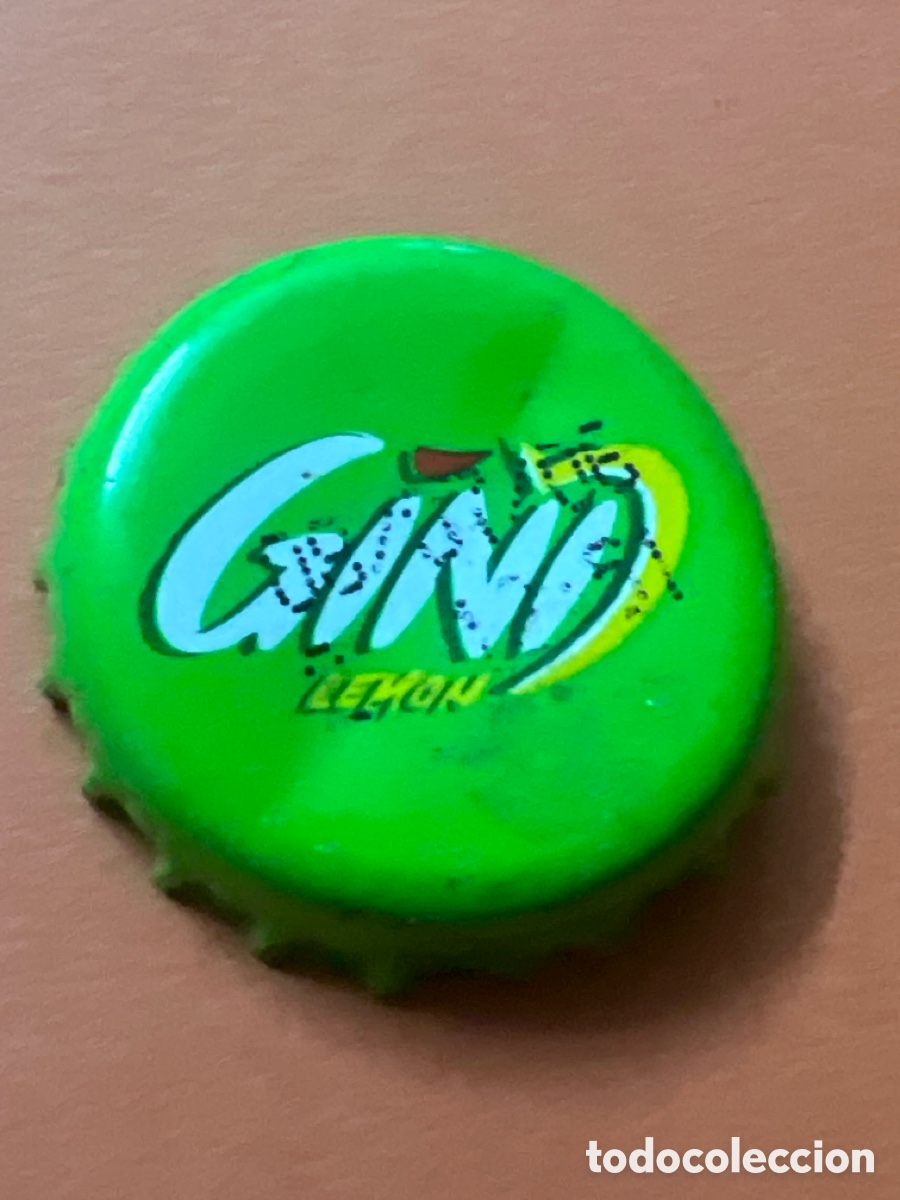 Otras botellas y bebidas antiguas de colecci&oacute;n: T339. CHAPA - Soda/Refresco - B&Eacute;LGICA - Gini Lemon -