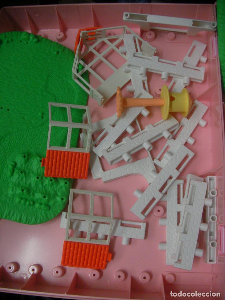 Otras mu&ntilde;ecas de Famosa cl&aacute;sicas y de colecci&oacute;n: ANTIGUO MALETIN CON COMPLEMENTOS PIN Y PON - Foto 3
