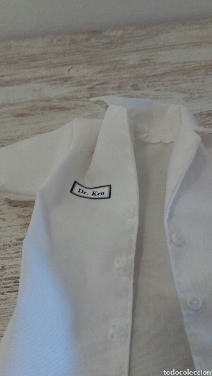 Otras mu&ntilde;ecas de Famosa cl&aacute;sicas y de colecci&oacute;n: Bata del Dr. KEN - Foto 1