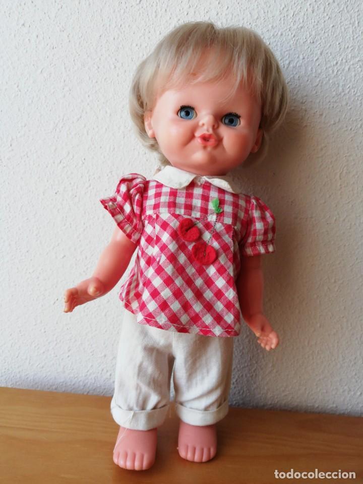 Otras mu&ntilde;ecas de Famosa cl&aacute;sicas y de colecci&oacute;n: Kika ropa original - Foto 1