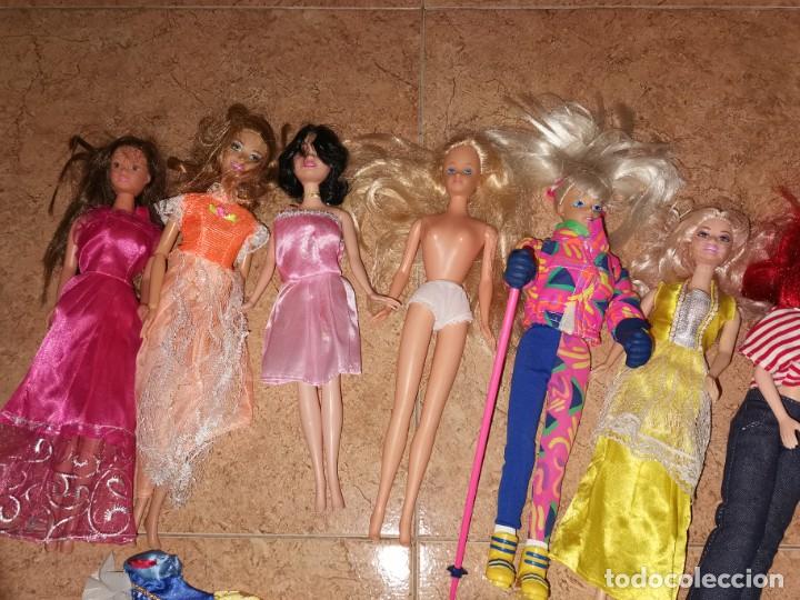 Otras mu&ntilde;ecas de Famosa cl&aacute;sicas y de colecci&oacute;n: Lote de barbies - Foto 3