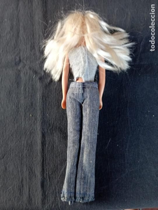 Otras mu&ntilde;ecas de Famosa cl&aacute;sicas y de colecci&oacute;n: MU&Ntilde;ECA FAMOSA. - Foto 4