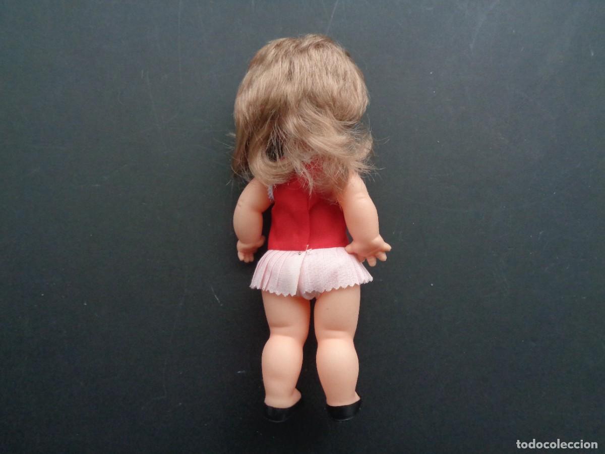 Otras mu&ntilde;ecas de Famosa cl&aacute;sicas y de colecci&oacute;n: MU&Ntilde;ECA CON ROPA ORIGINAL - Foto 5