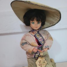 Otras Muñecas de Famosa clásicas y de colección: MUÑECA PIERINA ORIENTAL DE FAMOSA CHINA LAMPARA