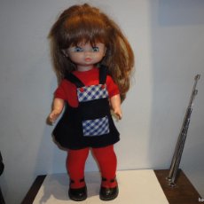 Altre Bambole di Famosa: MUÑECA DE FAMOSA CONCHI ROMANTICA CON CONJUNTO ORIGINAL,MUY BUEN ESTADO.