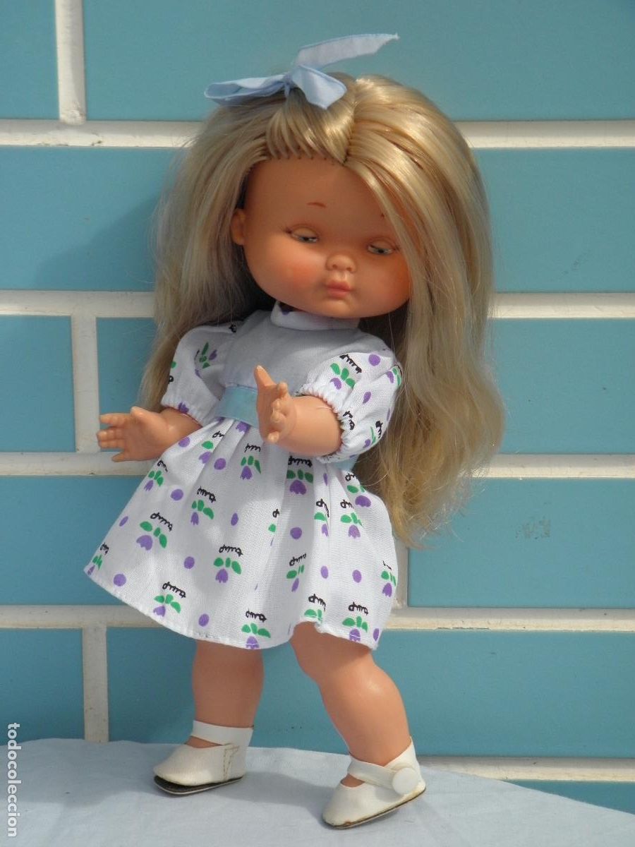 Otras Mu&ntilde;ecas de Famosa cl&aacute;sicas y de colecci&oacute;n: Antigua mu&ntilde;eca Rapaci&ntilde;a Virgen Mar&iacute;a de Famosa