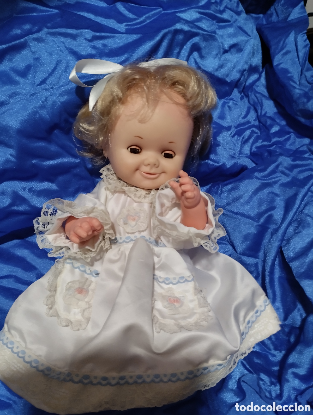 Otras Mu&ntilde;ecas de Famosa cl&aacute;sicas y de colecci&oacute;n: Antigua mu&ntilde;eca de Famosa a&ntilde;os 70 ,est&aacute; sellada.Ver fotos y descripci&oacute;n .