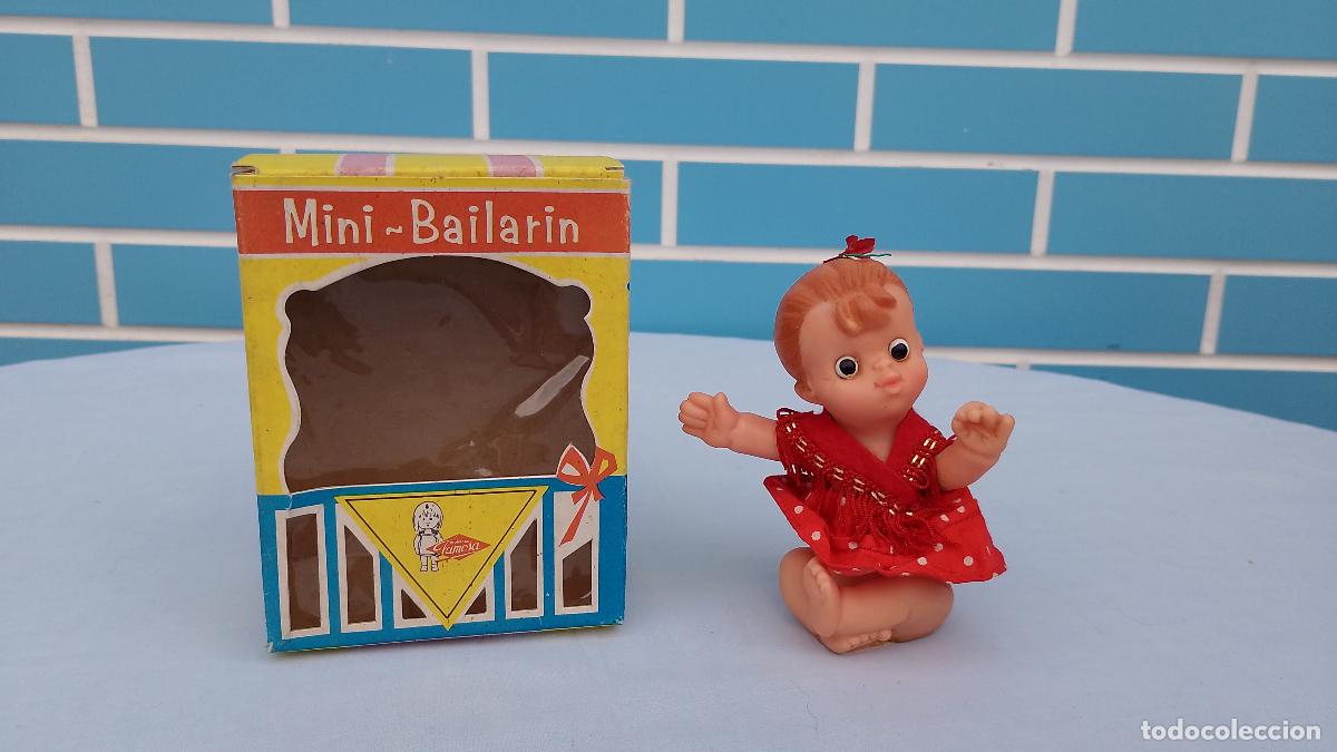 Otras Mu&ntilde;ecas de Famosa cl&aacute;sicas y de colecci&oacute;n: Antigua mu&ntilde;eca Mini Bailar&iacute;n con mecanismo de Famosa, nueva en caja