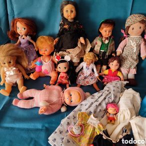 POUPÉE LESLY DE Famosa Made in Spain années 1970 - petite soeur de POUPÉE LESLY DE Famosa Made in Spain années 1970 - petite soeur de