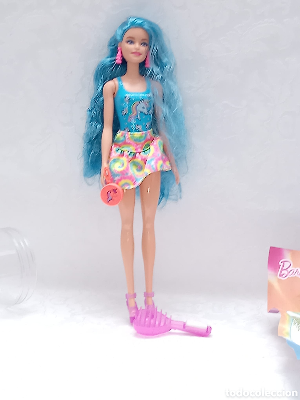 Otras Mu&ntilde;ecas de Famosa cl&aacute;sicas y de colecci&oacute;n: Barriendo color reveal