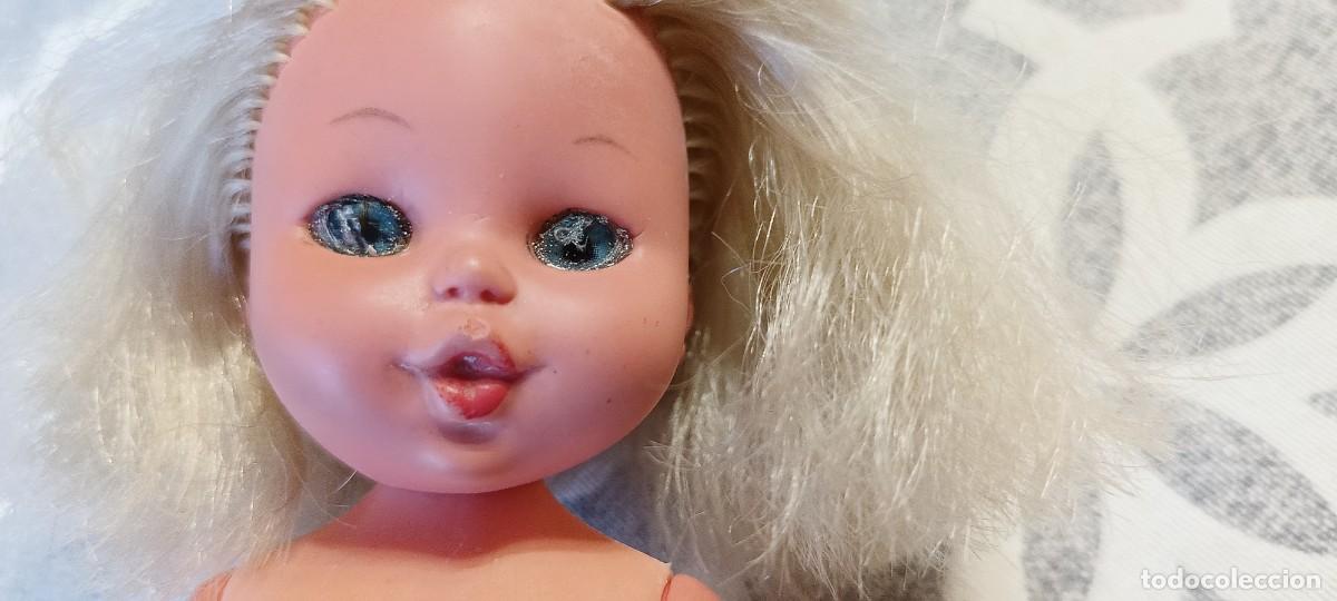 Otras Mu&ntilde;ecas de Famosa cl&aacute;sicas y de colecci&oacute;n: Mu&ntilde;eca CORE con 17201 en el cuello