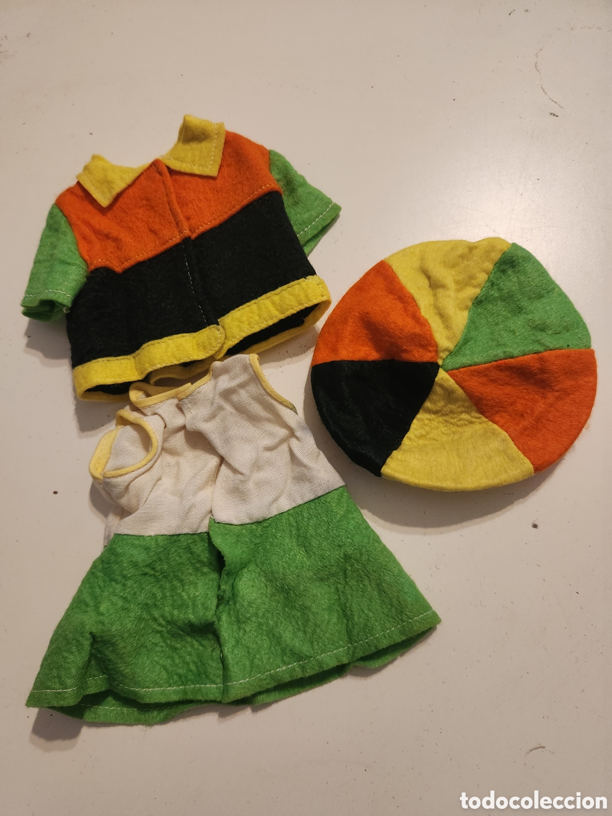 Otras Mu&ntilde;ecas de Famosa cl&aacute;sicas y de colecci&oacute;n: CONJUNTO MU&Ntilde;ECA CHATUXA DE FAMOSA. ORIGINAL A&Ntilde;OS 70.
