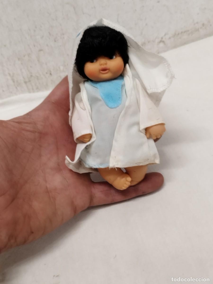 Otras Mu&ntilde;ecas de Famosa cl&aacute;sicas y de colecci&oacute;n: Antigua mu&ntilde;eca Barriguitas vestida tradicional arabia saud&iacute;.