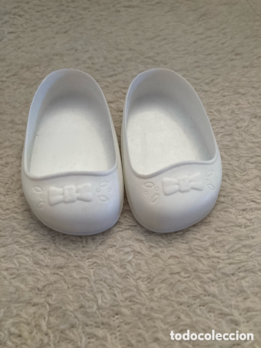 Otras Mu&ntilde;ecas de Famosa cl&aacute;sicas y de colecci&oacute;n: Mu&ntilde;eca Jesmar Zapatos