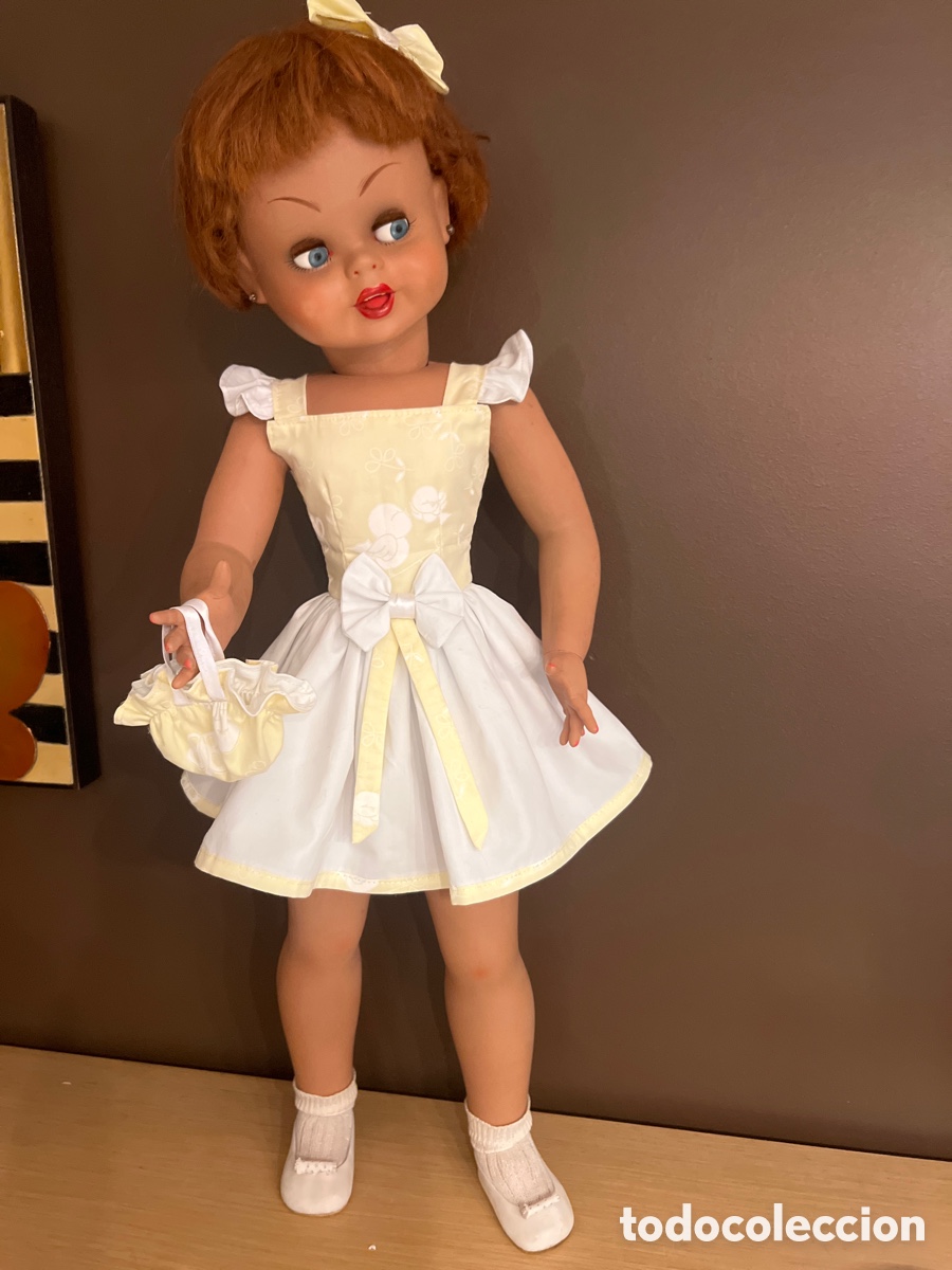 Otras Mu&ntilde;ecas de Famosa cl&aacute;sicas y de colecci&oacute;n: ESPECTACULAR VESTIDO PARA GUENDOLINA CON BOLSO Y LAZO PARA EL PELO