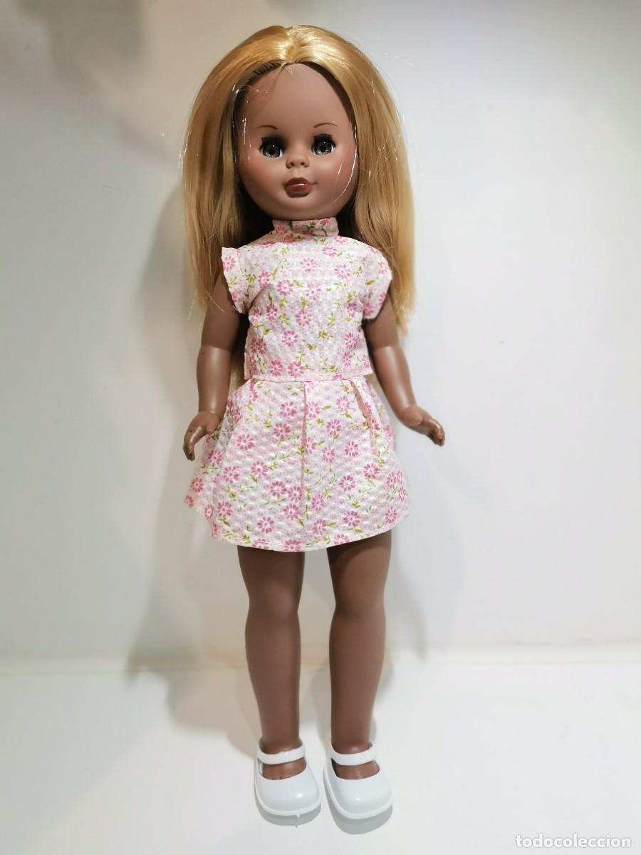 Otras Mu&ntilde;ecas de Famosa cl&aacute;sicas y de colecci&oacute;n: mu&ntilde;eca kika pepa negra rubia