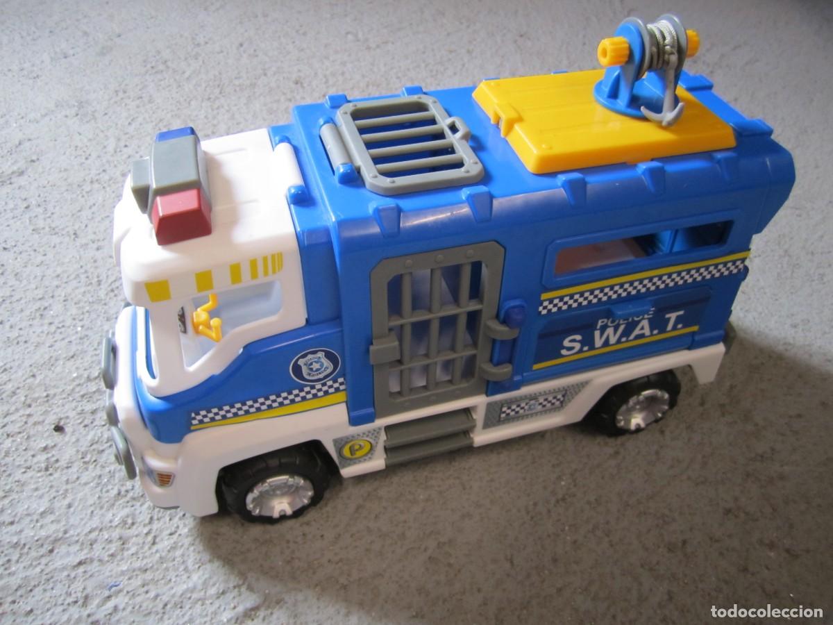 Otras Mu&ntilde;ecas de Famosa cl&aacute;sicas y de colecci&oacute;n: camion police pinypon action