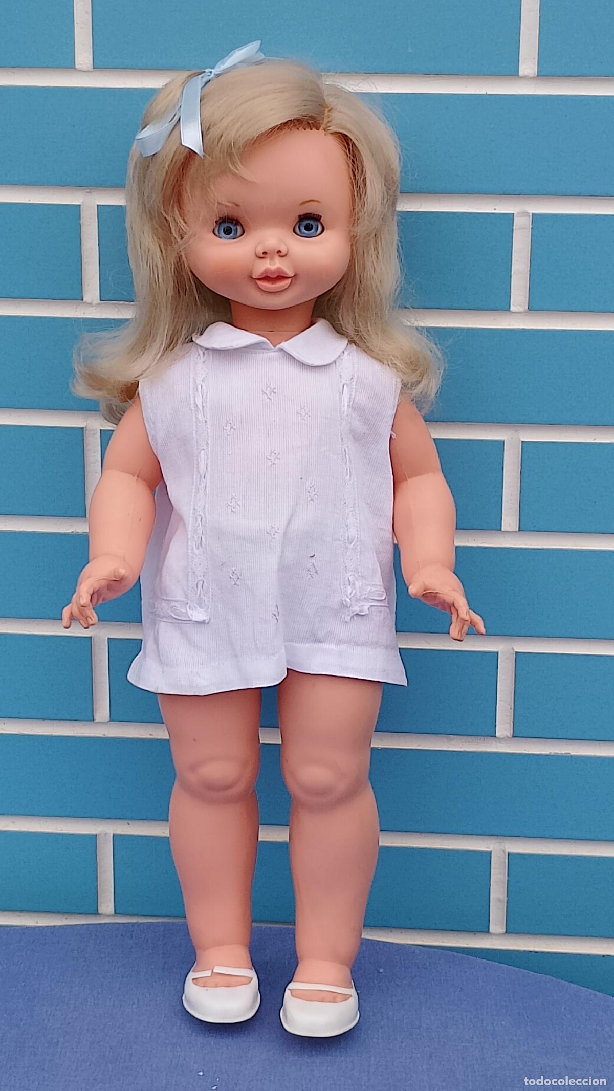 Otras Mu&ntilde;ecas de Famosa cl&aacute;sicas y de colecci&oacute;n: Antigua mu&ntilde;eca Corisa de Famosa de 52 cm