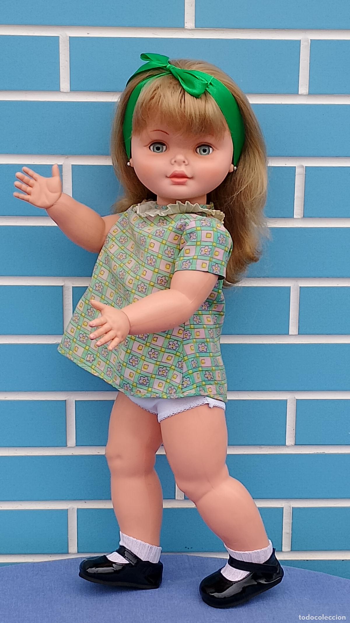 Otras Mu&ntilde;ecas de Famosa cl&aacute;sicas y de colecci&oacute;n: Antigua mu&ntilde;eca Sabela de Famosa de 55 cm