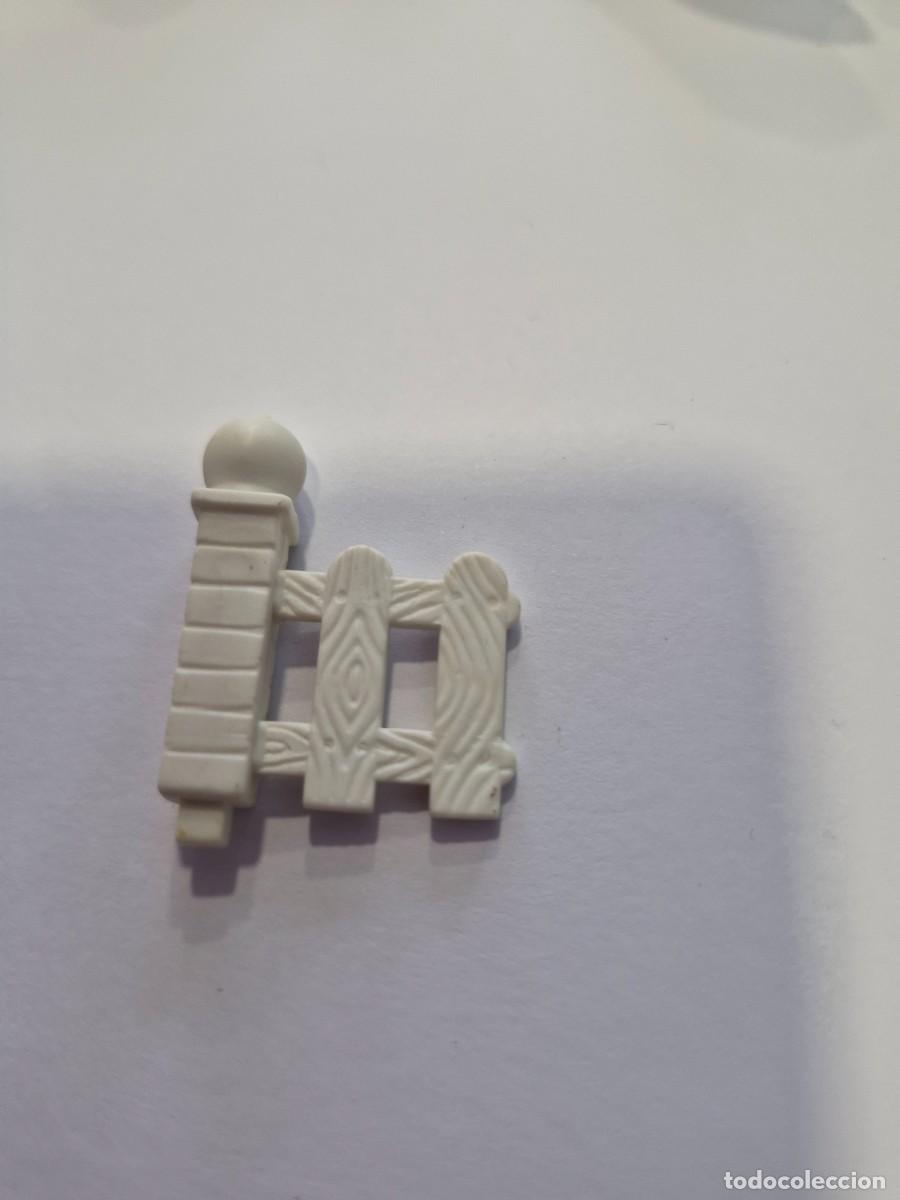 Otras Mu&ntilde;ecas de Famosa cl&aacute;sicas y de colecci&oacute;n: pin y pon vallas ,despiece