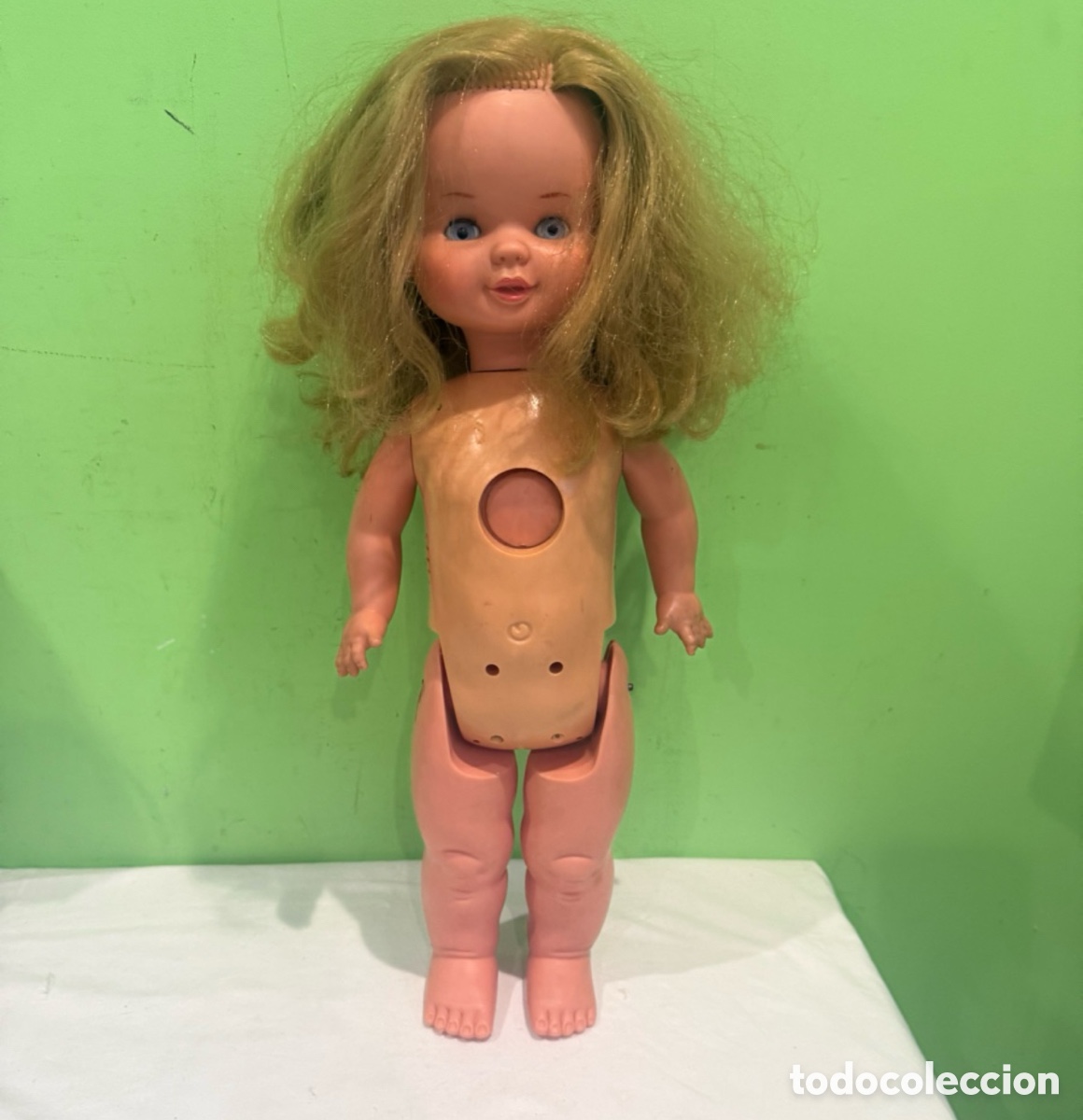 Autres Poup&eacute;es de Famosa: Mu&ntilde;eca Famosa a&ntilde;os 70 antigua gran tama&ntilde;o . Ver las fotos
