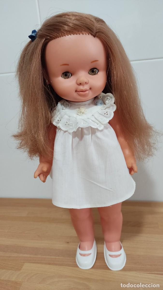 Autres Poup&eacute;es de Famosa: MU&Ntilde;ECA MEGY DE FAMOSA