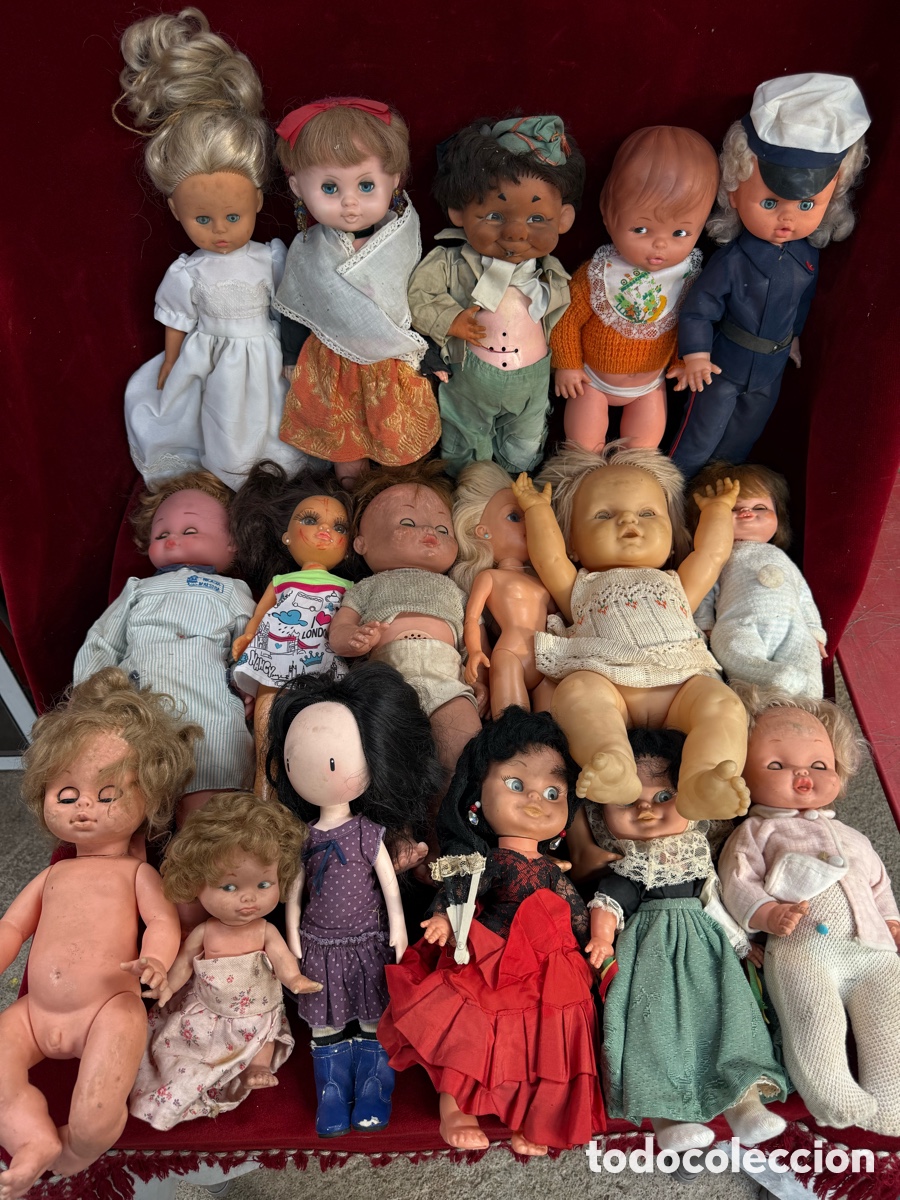 Otras Mu&ntilde;ecas de Famosa cl&aacute;sicas y de colecci&oacute;n: Enorme lote de mu&ntilde;ecas antiguas,Famosa,Berjusa,etc