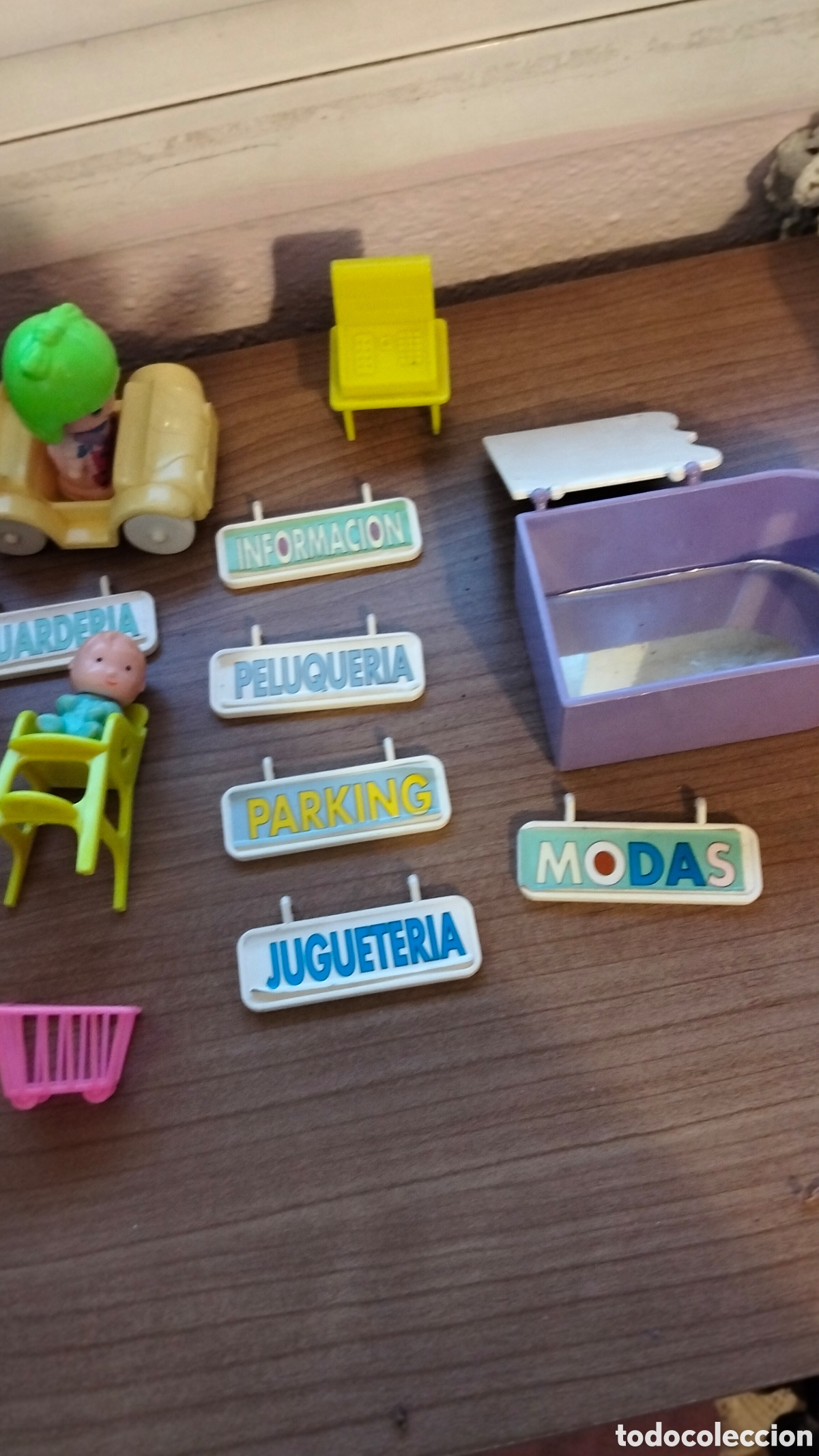 Otras Mu&ntilde;ecas de Famosa cl&aacute;sicas y de colecci&oacute;n: Accesorios Centro comercial Pinypon