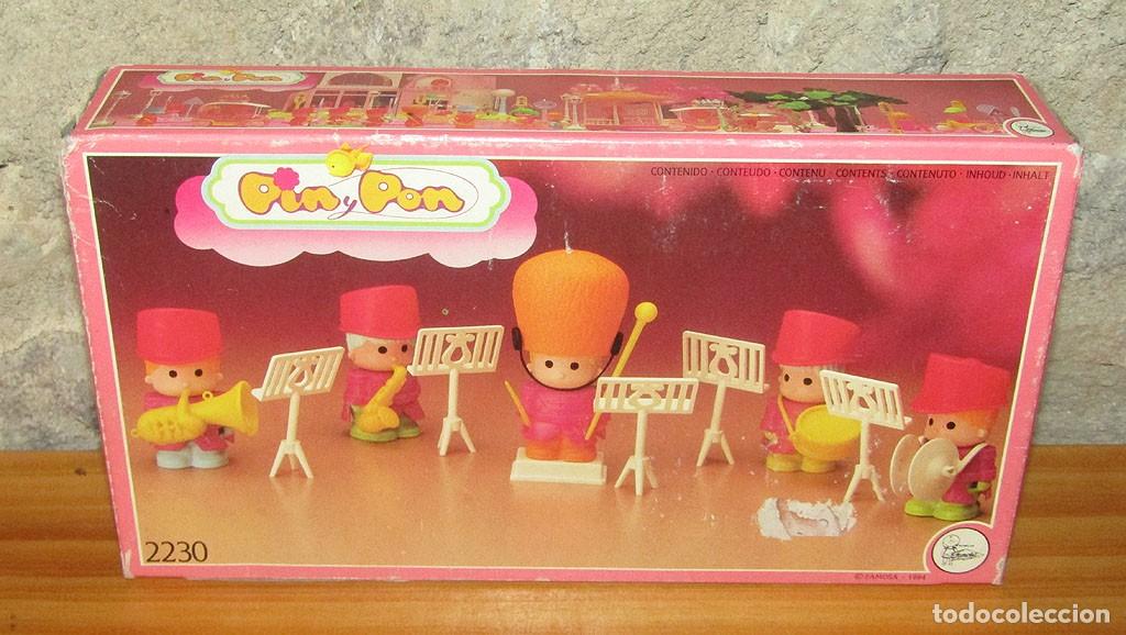 Otras mu&ntilde;ecas de Famosa cl&aacute;sicas y de colecci&oacute;n: PIN Y PON DE FAMOSA: BANDA DE MUSICA. FAMOSA 1984. NUEVO Y EN SU CAJA. NUNCA ABIERTO. Ref 2230.