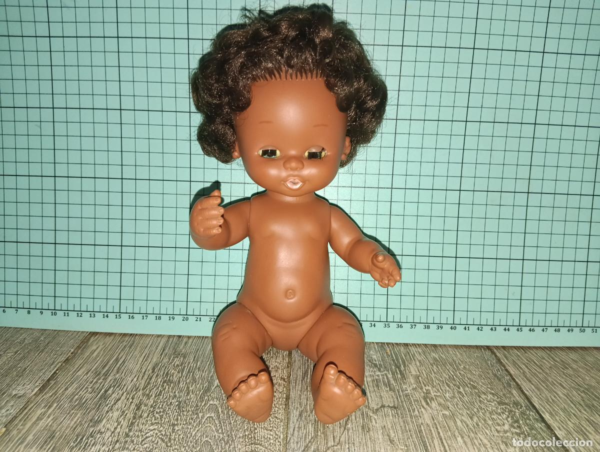 Otras mu&ntilde;ecas de Famosa cl&aacute;sicas y de colecci&oacute;n: Mu&ntilde;eca mu&ntilde;eco Curr&iacute;n Currina de famosa Negra Negrita