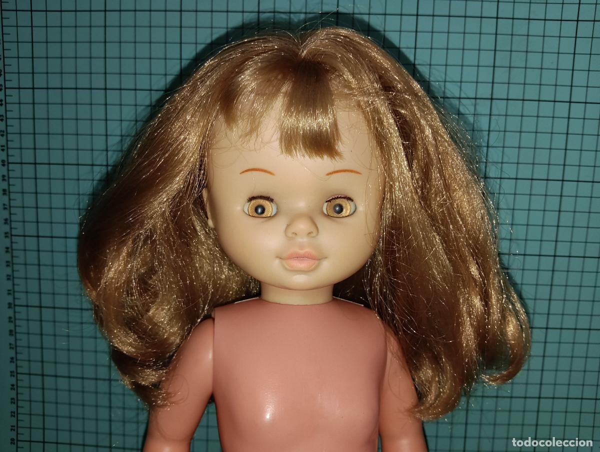 Otras mu&ntilde;ecas de Famosa cl&aacute;sicas y de colecci&oacute;n: Mu&ntilde;eca Sally de Famosa