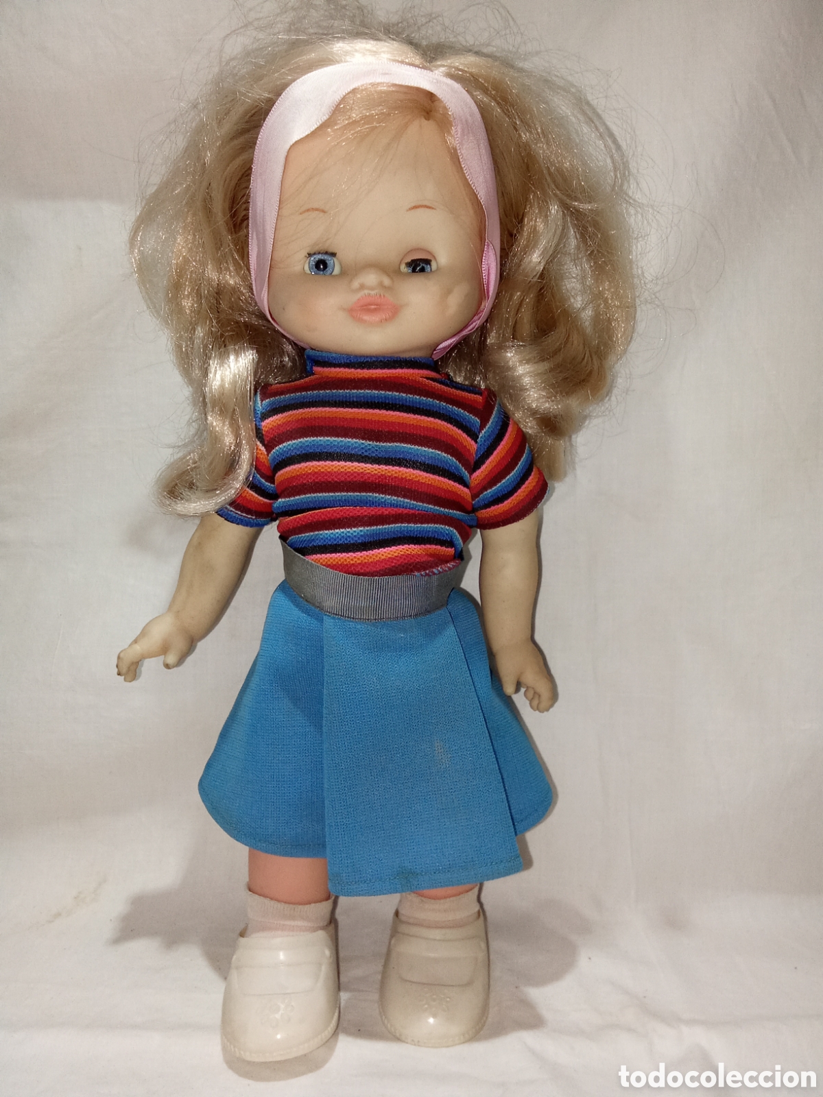 Andere Puppen von Famosa: MU&Ntilde;ECA RUBIA DE OJOS AZULES MARGARITA ANDADORA DE FAMOSA CON PILAS