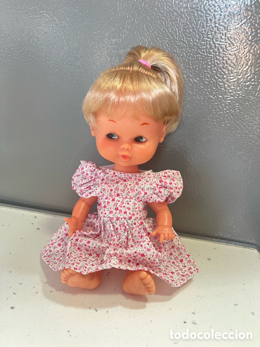 Otras mu&ntilde;ecas de Famosa cl&aacute;sicas y de colecci&oacute;n: mu&ntilde;eca, cherry de Famosa