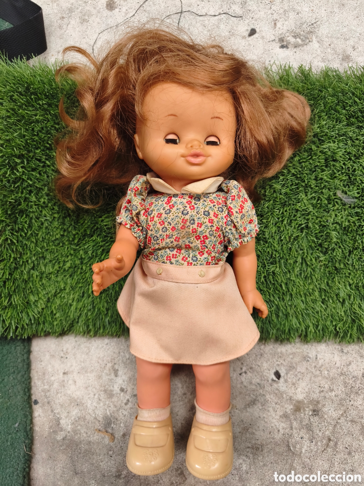 Altre Bambole di Famosa: Mu&ntilde;eca Nieves de Famosa (A&ntilde;os 70/80) - Con Ropa y Zapatos Originales