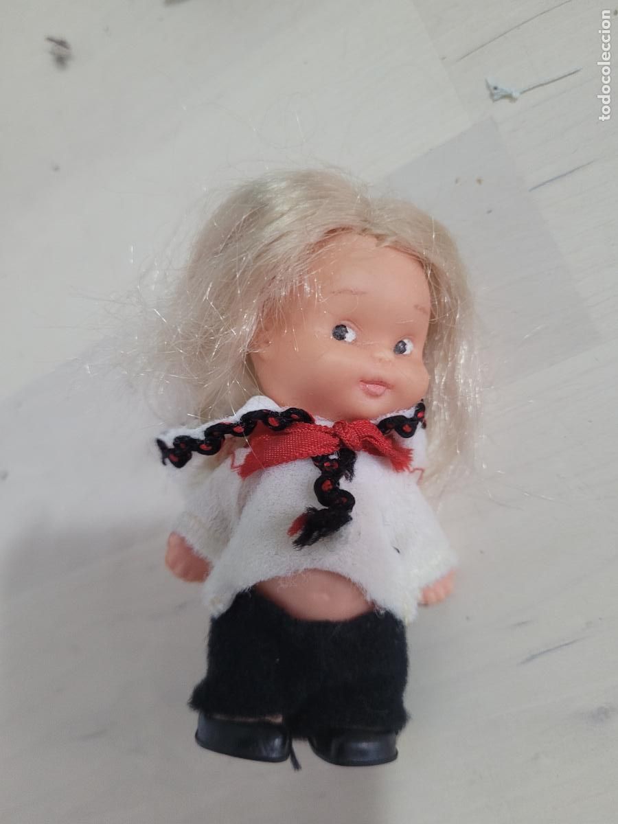 Otras mu&ntilde;ecas de Famosa cl&aacute;sicas y de colecci&oacute;n: mu&ntilde;eca tin tan tintan famosa capucha