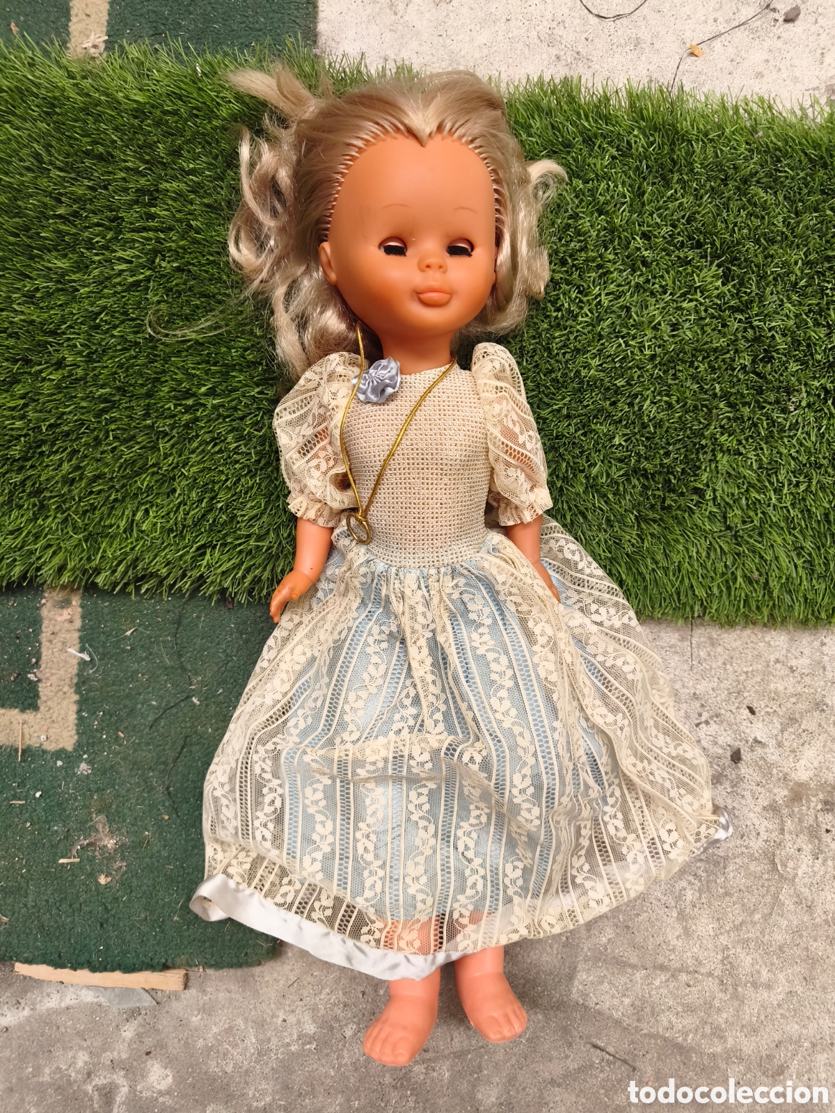 Otras mu&ntilde;ecas de Famosa cl&aacute;sicas y de colecci&oacute;n: Antigua Mu&ntilde;eca Nancy de Famosa (A&ntilde;os 70) con Vestido &rdquo;S&eacute;vres&rdquo; Original