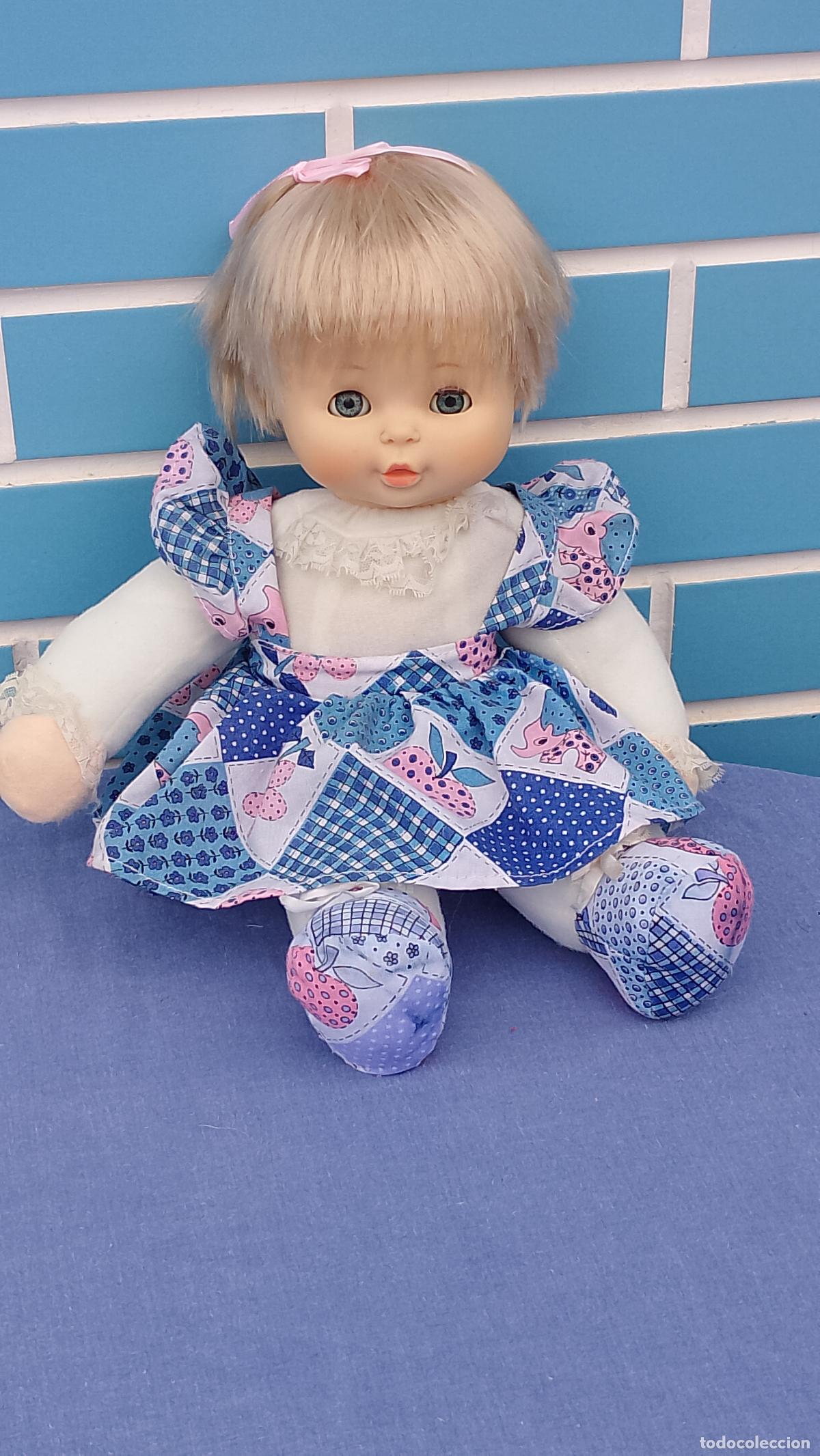 Otras mu&ntilde;ecas de Famosa cl&aacute;sicas y de colecci&oacute;n: Antigua mu&ntilde;eca Mimi Mimita musical de Famosa