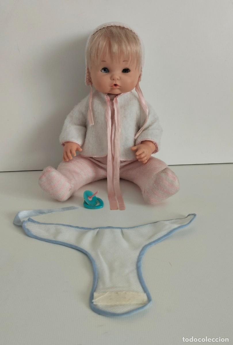 Otras mu&ntilde;ecas de Famosa cl&aacute;sicas y de colecci&oacute;n: Mu&ntilde;eco Nenuco, de Famosa. A&ntilde;o 1977. Con ropa modelo Pirineo. M&aacute;s pa&ntilde;al