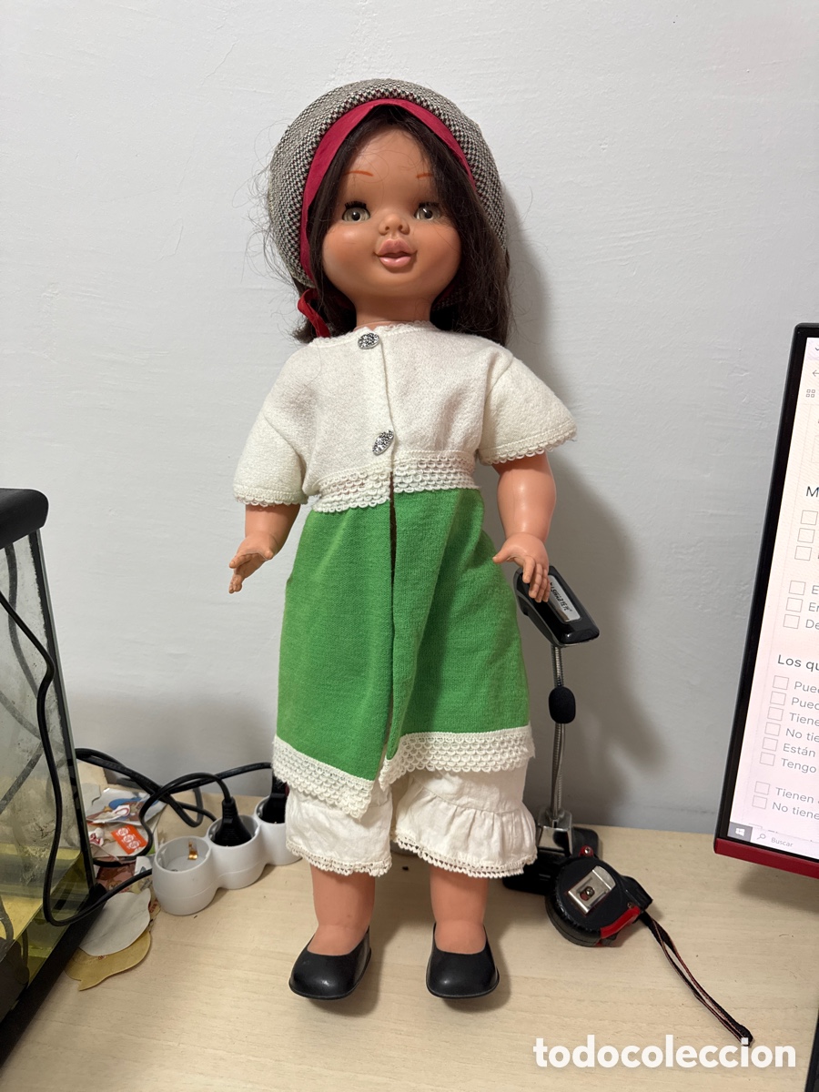 Otras mu&ntilde;ecas de Famosa cl&aacute;sicas y de colecci&oacute;n: Bonita mu&ntilde;eca de famosa