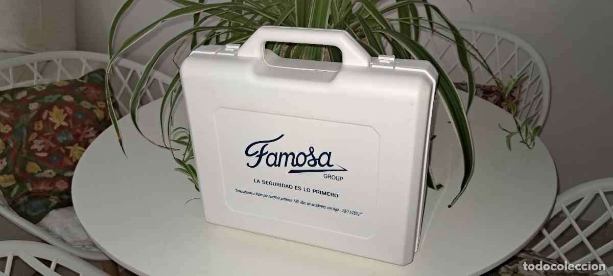 Otras mu&ntilde;ecas de Famosa cl&aacute;sicas y de colecci&oacute;n: FAMOSA - ONIL ( Alicante ) - MALET&Iacute;N PRIMEROS AUXILIOS - VAC&Iacute;O - CON EL FOLLETO